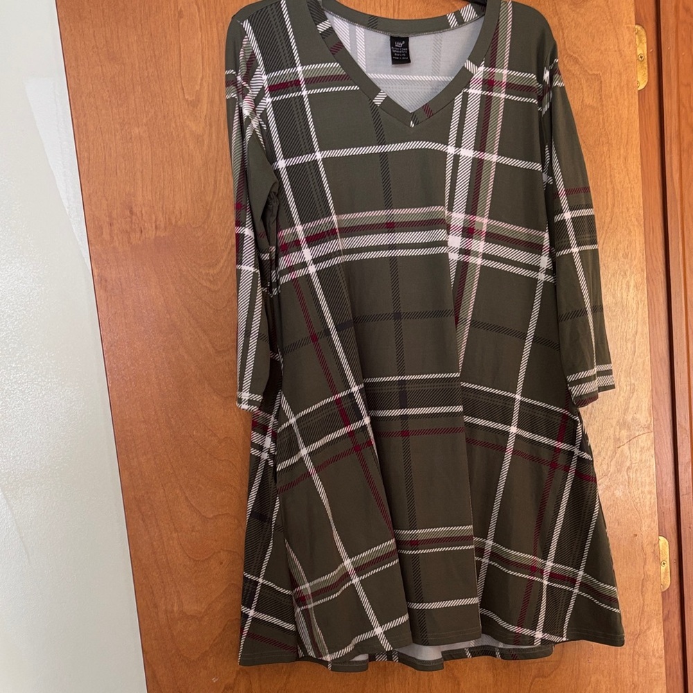 Plaid V-Neck Women's Top